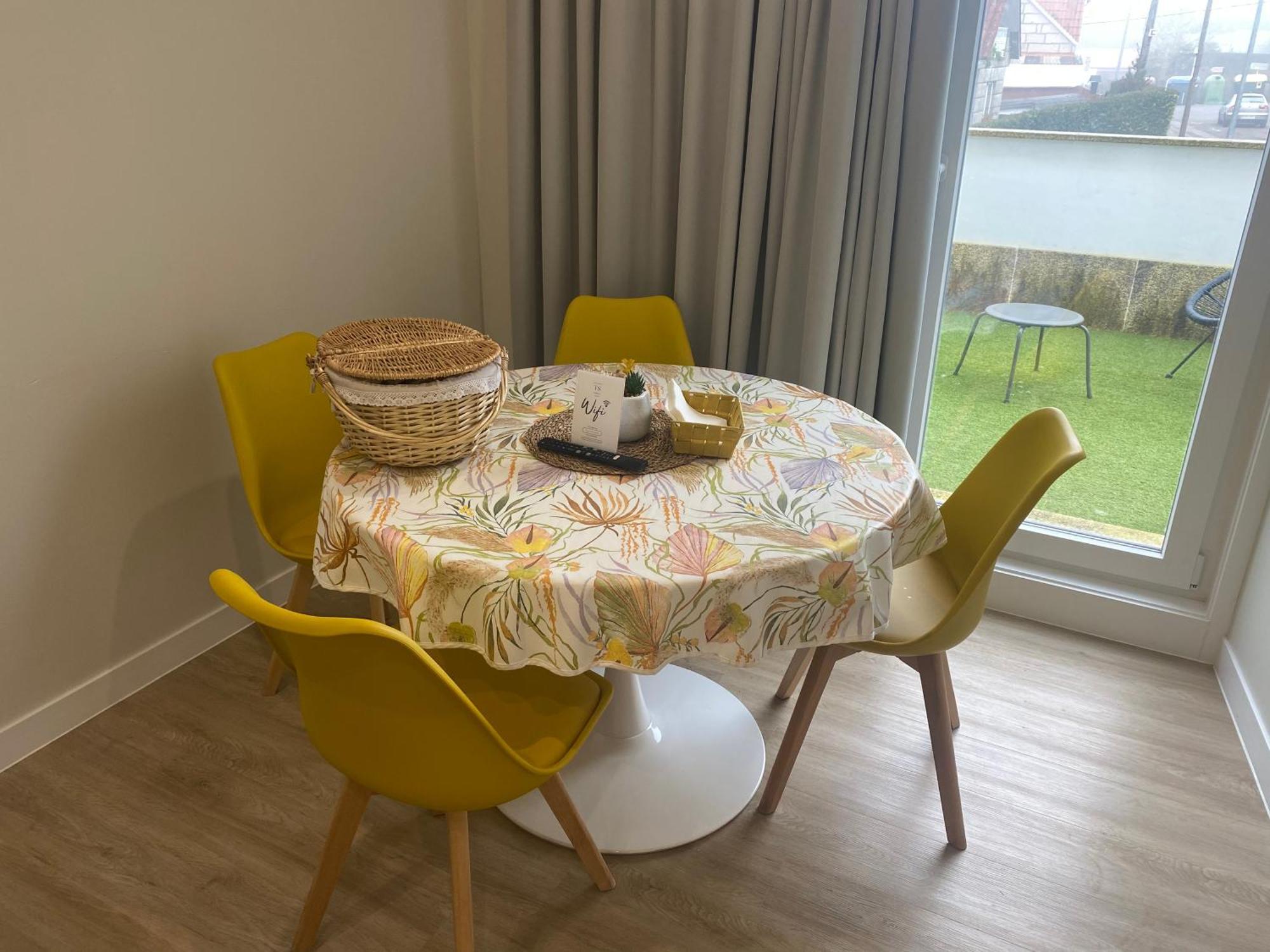 Apartamentos Tarela ปอร์ริญโญ ภายนอก รูปภาพ